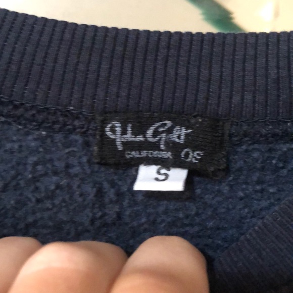 Brandy Melville sweatshirt - Picture 3 of 3